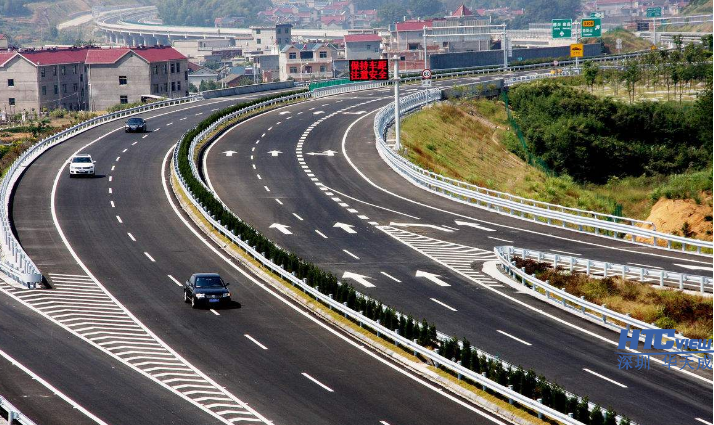高速公路行车技巧及紧急通讯系统 高速公路行车技巧及紧急通讯系统